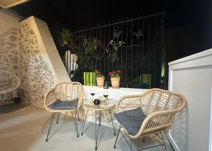 Amaro Luxury Room & Studio Apartman With Balcony