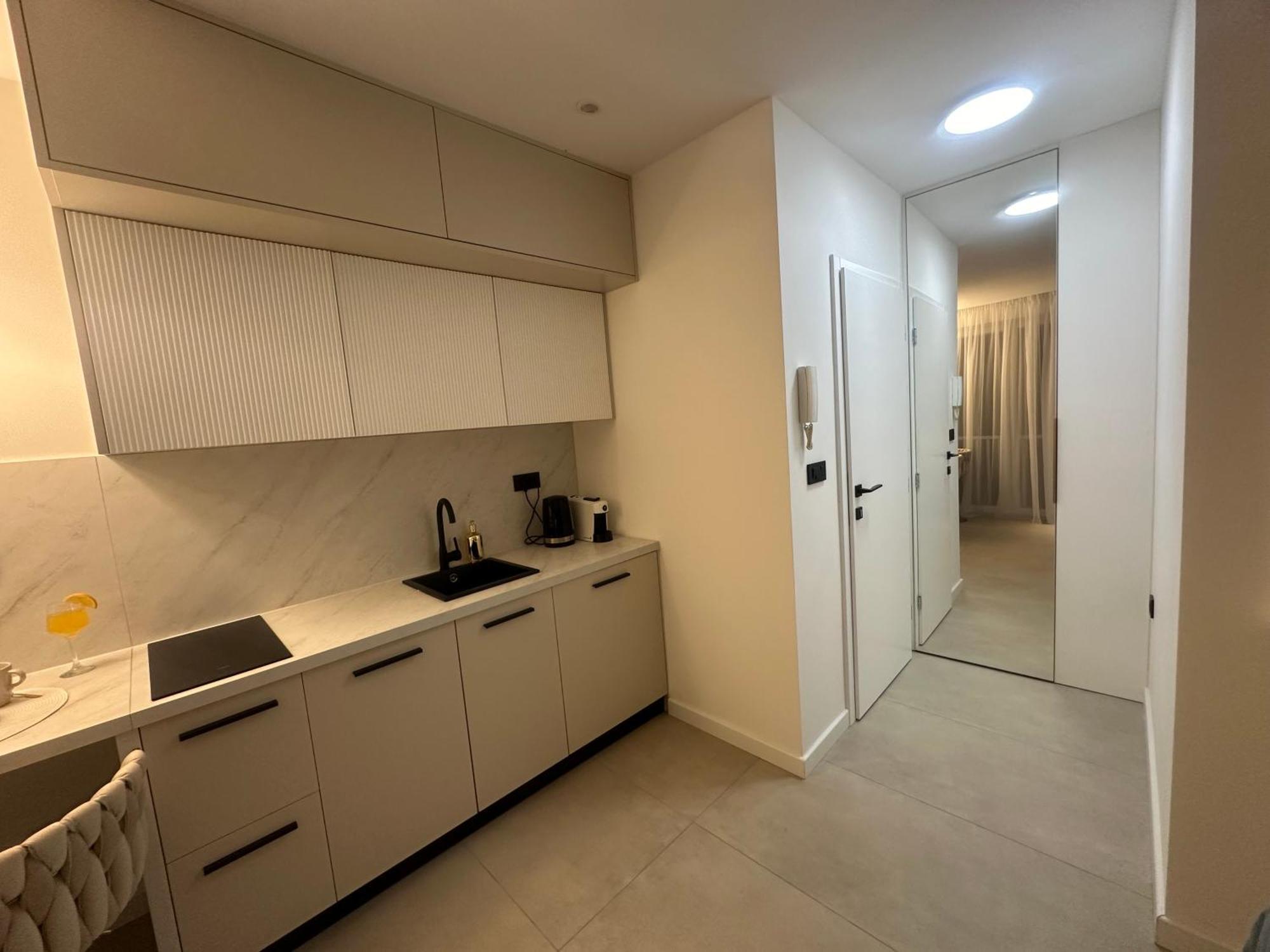 Amaro Luxury & With Balcony Appartamento