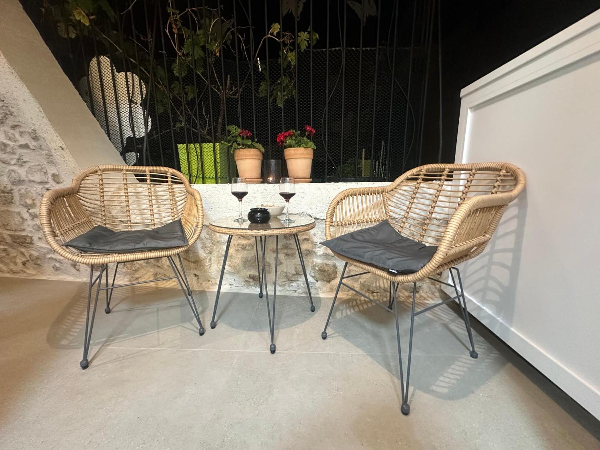 Appartamento Amaro Luxury & With Balcony Zara